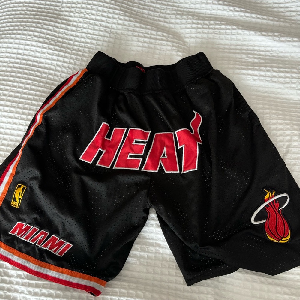 Miami Heat shorts Black Just Don Size Medium (no strings)